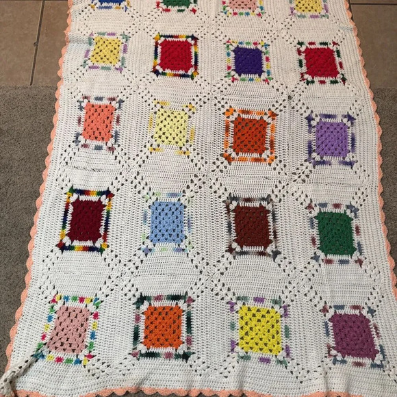 Crochet Blanket 96” X 50" Large Soft Comfy Handmade Crafted Beautiful Colors - Picture 3 of 7